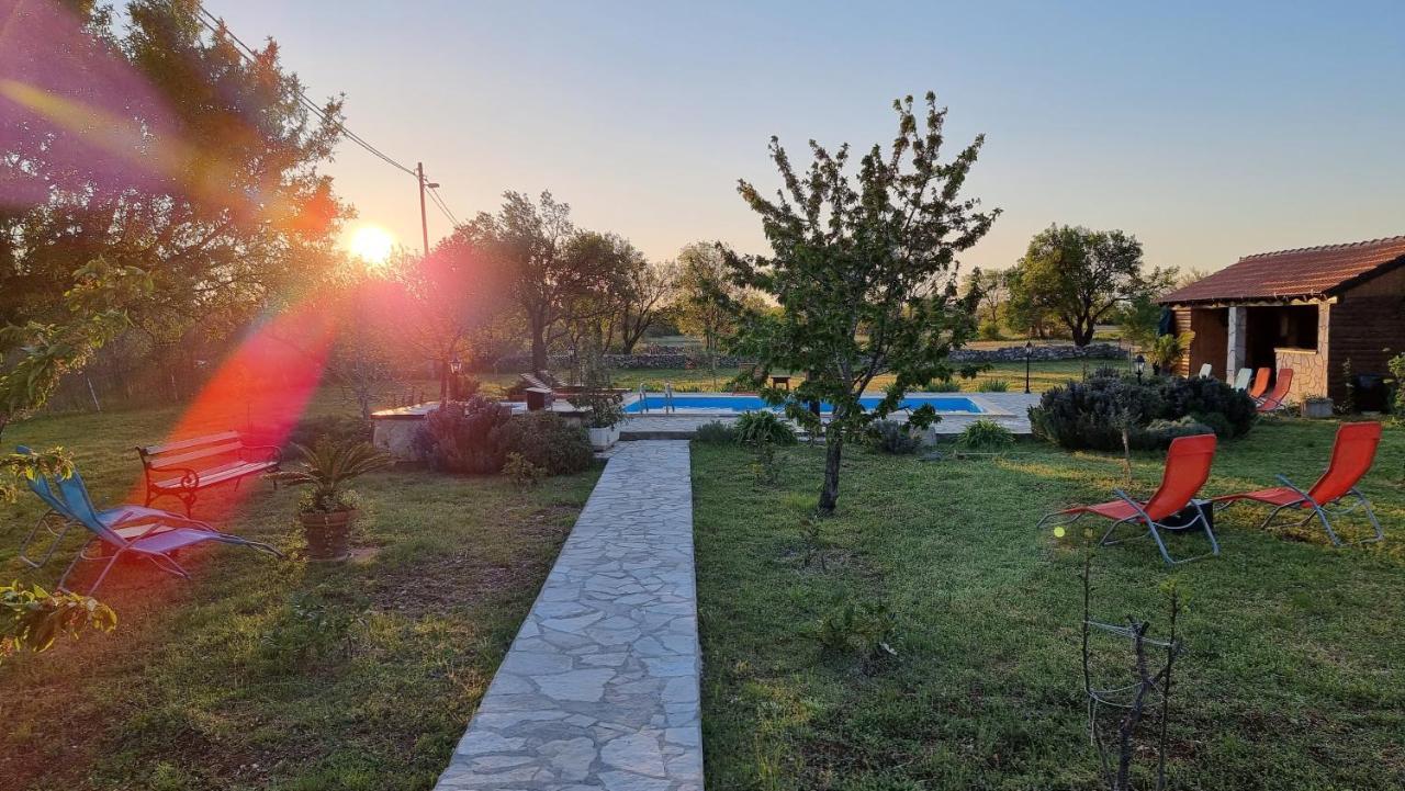 Villa Stone Medal Drniš Kültér fotó