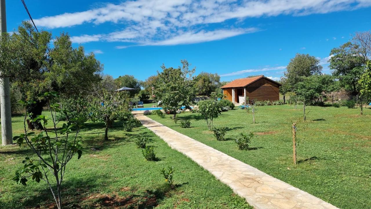 Villa Stone Medal Drniš Kültér fotó